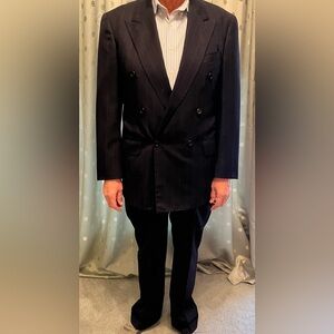 Men’s Gieves & Hawkes Double-Breasted Navy Suit 40L
